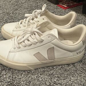 Veja Women's Cream and White Sneakers